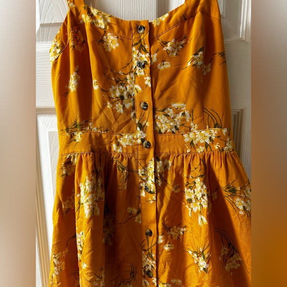 MADEWELL NWOT silk Fleur bow-back dress in butterfly garden!!! - Picture 5 of 11